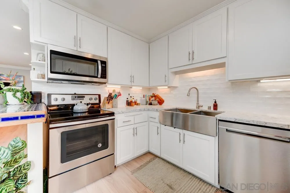 140 Walnut Ave. Unit 2d
