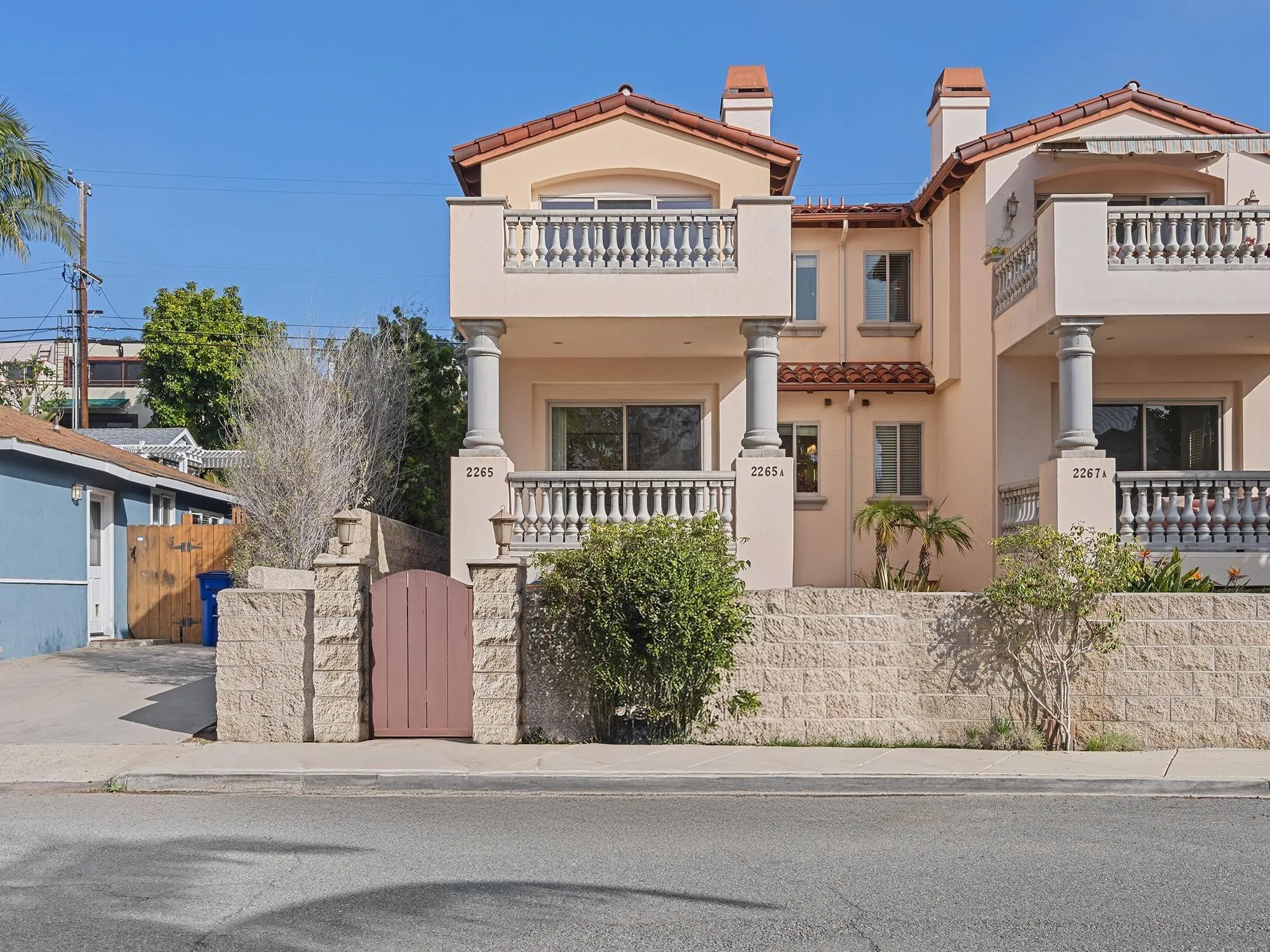 2265 Manchester Ave (and 2265a)