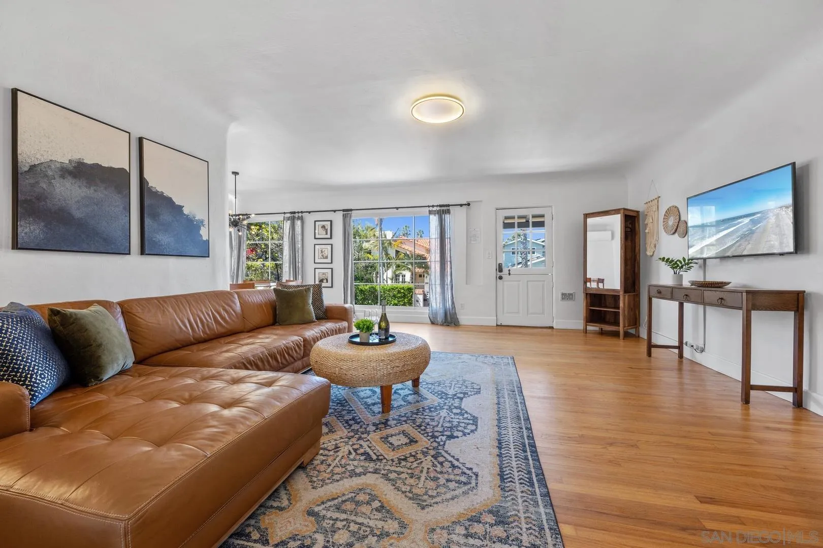 8425 Paseo Del Ocaso