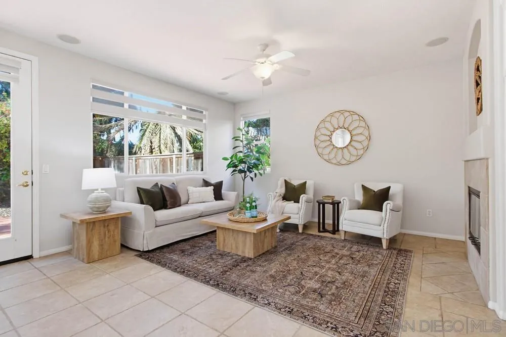 5423 Foxtail Loop
