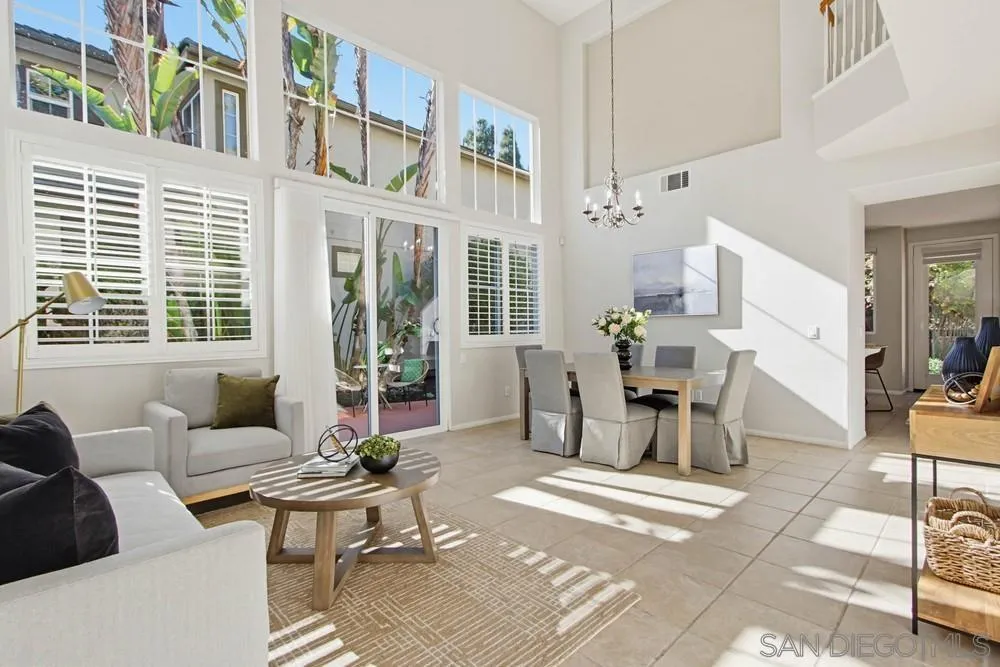 5423 Foxtail Loop