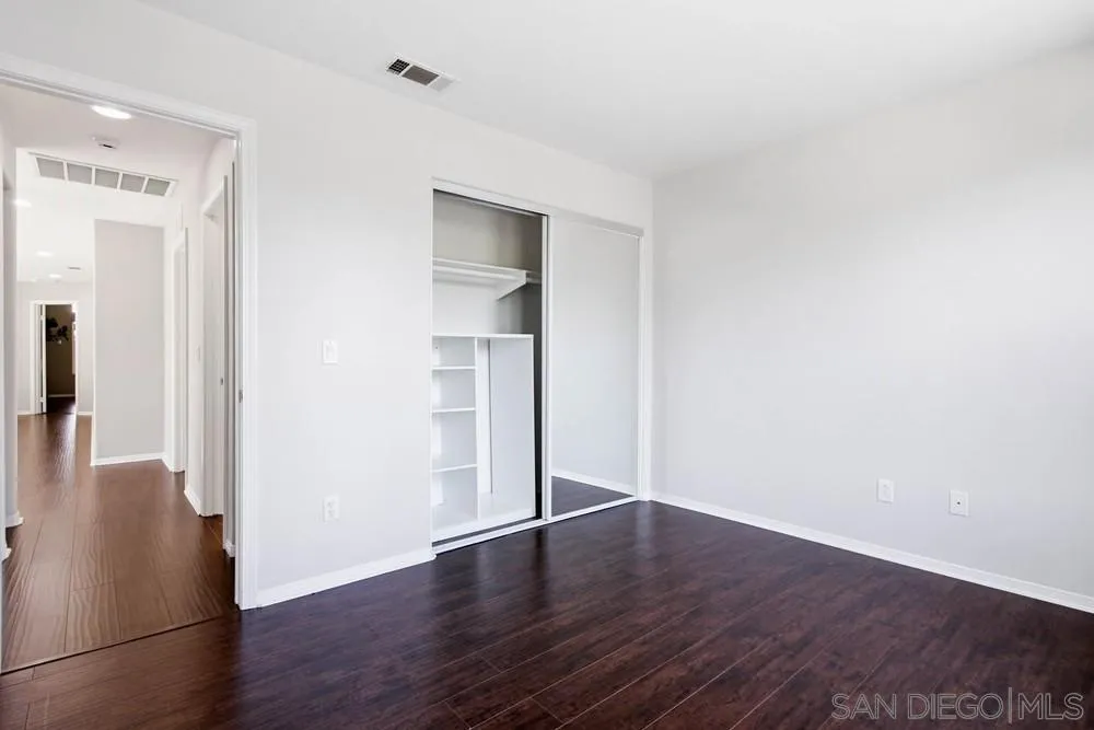 5423 Foxtail Loop