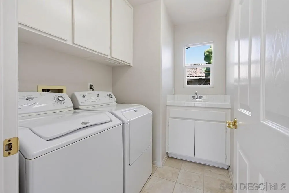 5423 Foxtail Loop