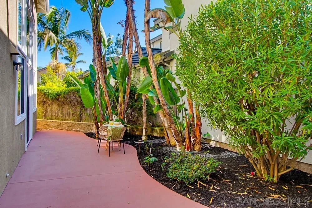 5423 Foxtail Loop