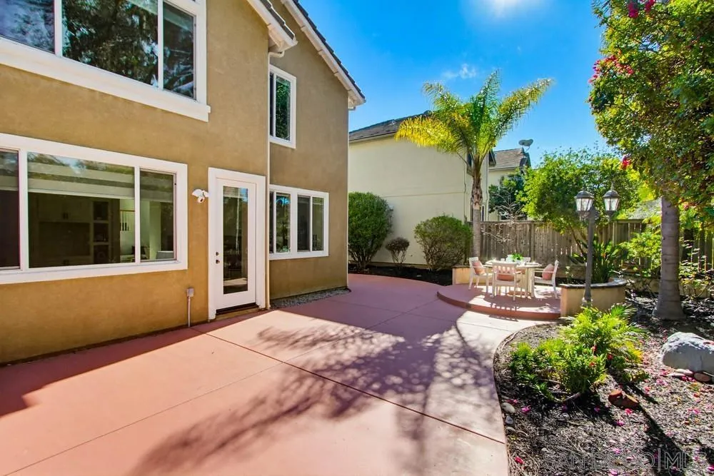 5423 Foxtail Loop