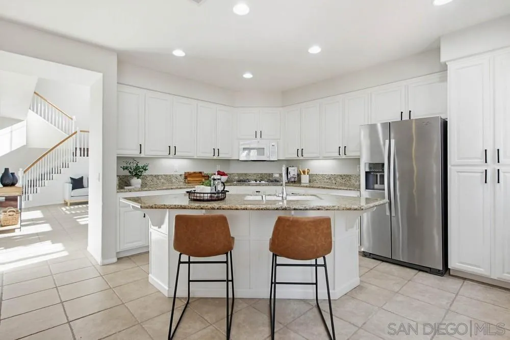 5423 Foxtail Loop