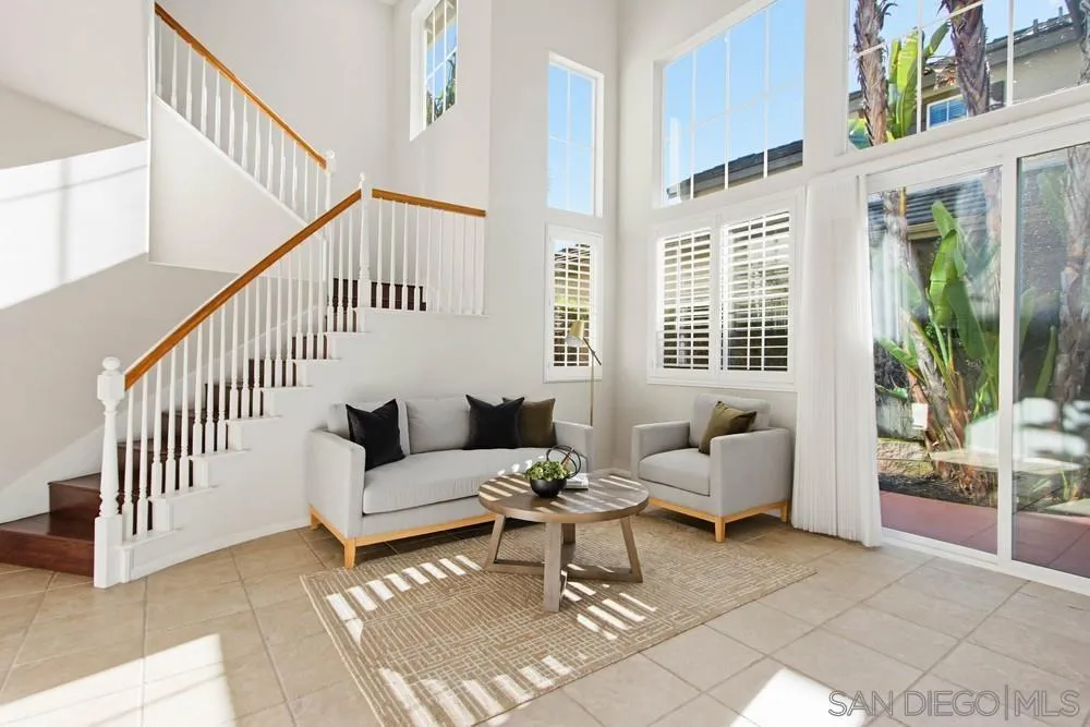 5423 Foxtail Loop