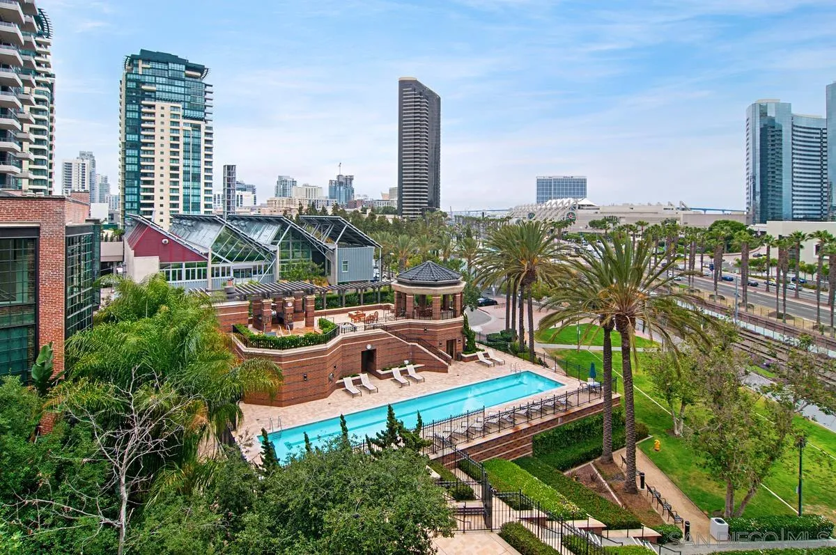 500 W W Harbor Dr Unit 107