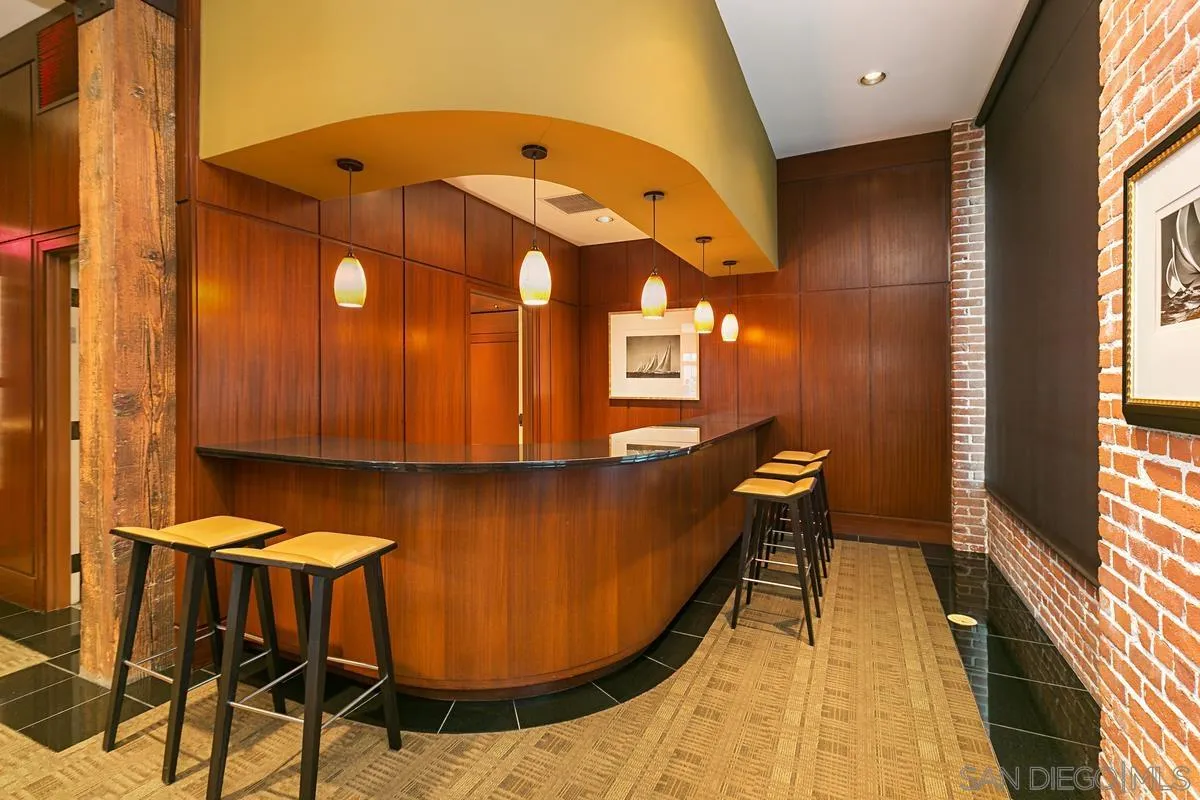 500 W W Harbor Dr Unit 107