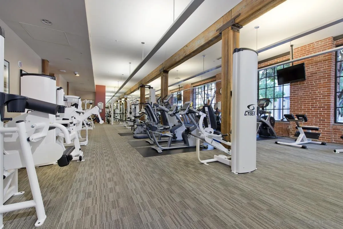 500 W W Harbor Dr Unit 107