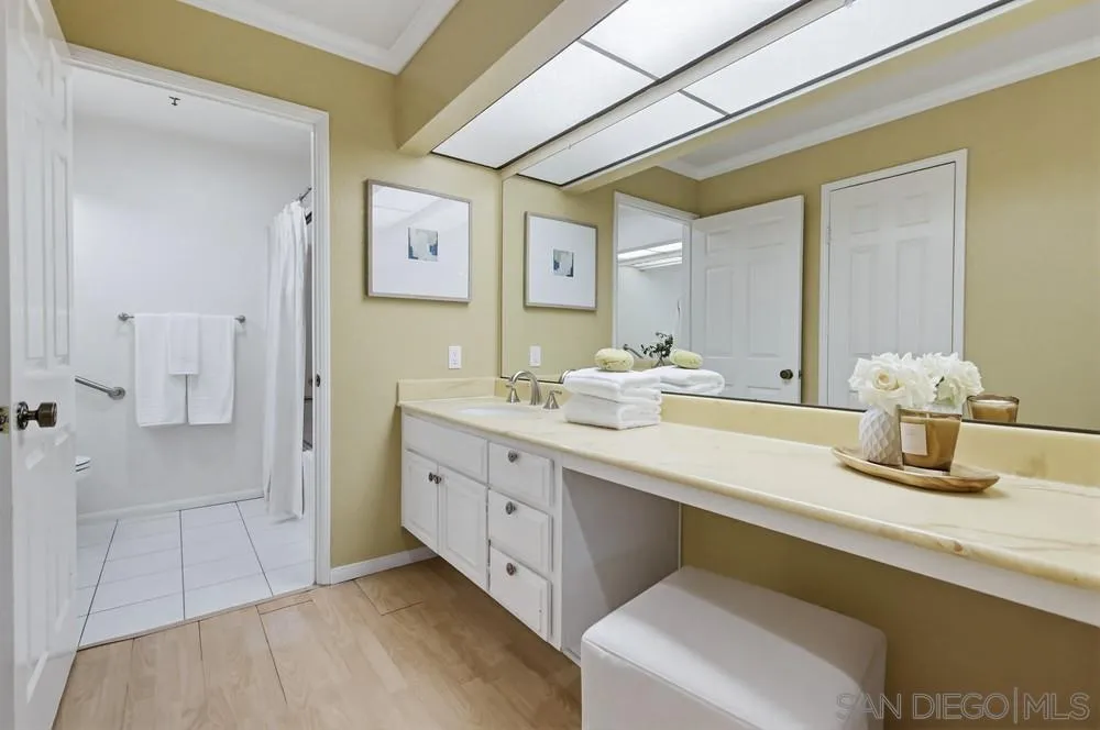 5745 Friars Rd Unit 80