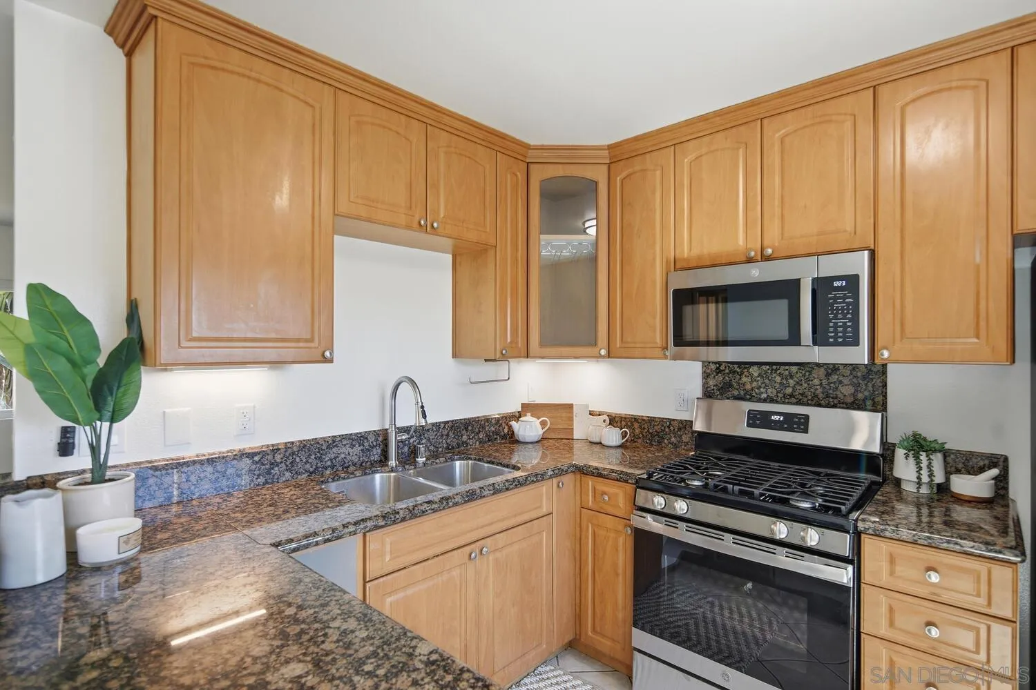 4950 Coronado Ave Unit 7