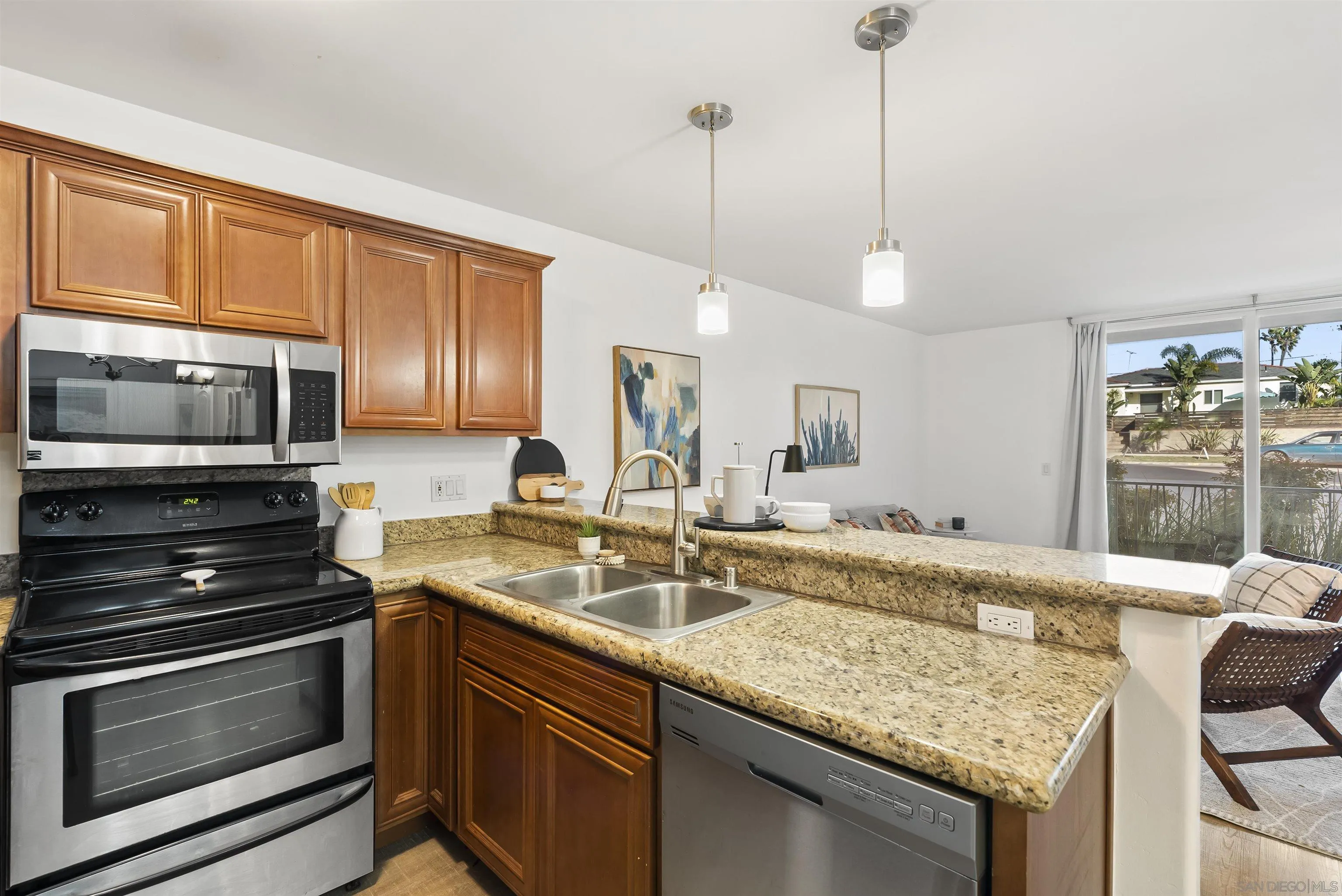 3910 Haines St Unit 106
