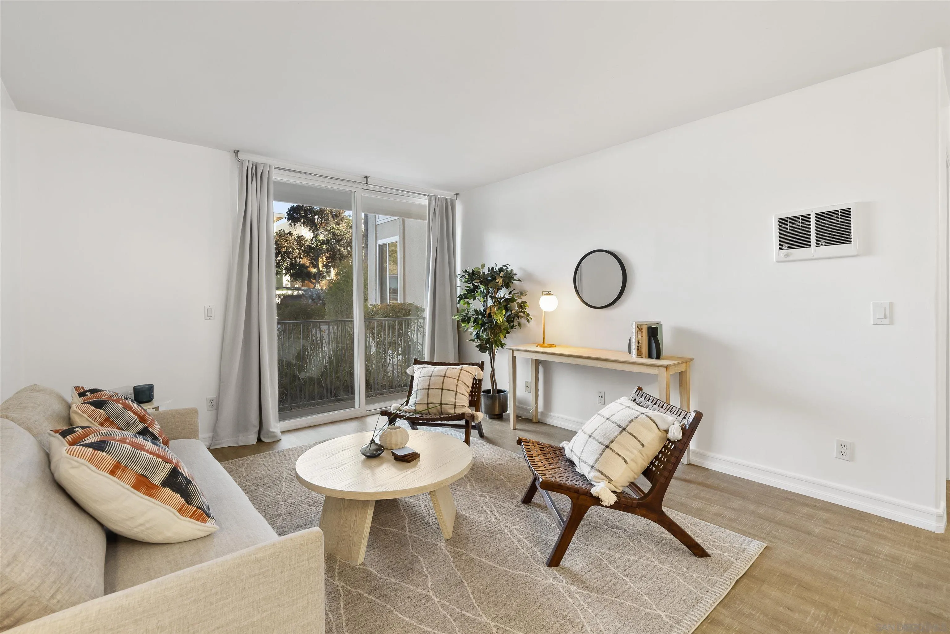 3910 Haines St Unit 106