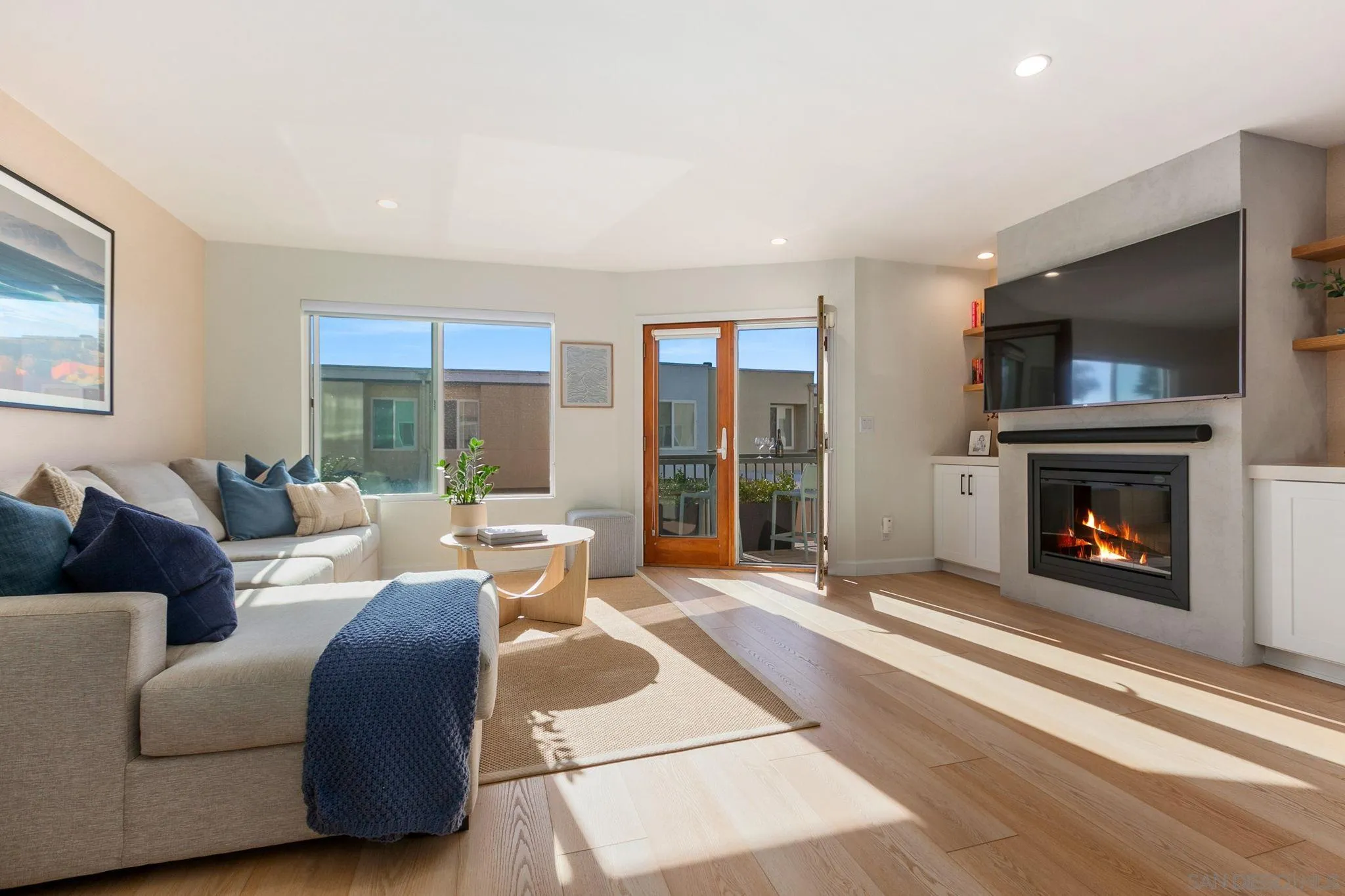 2140 Orinda Dr Unit E