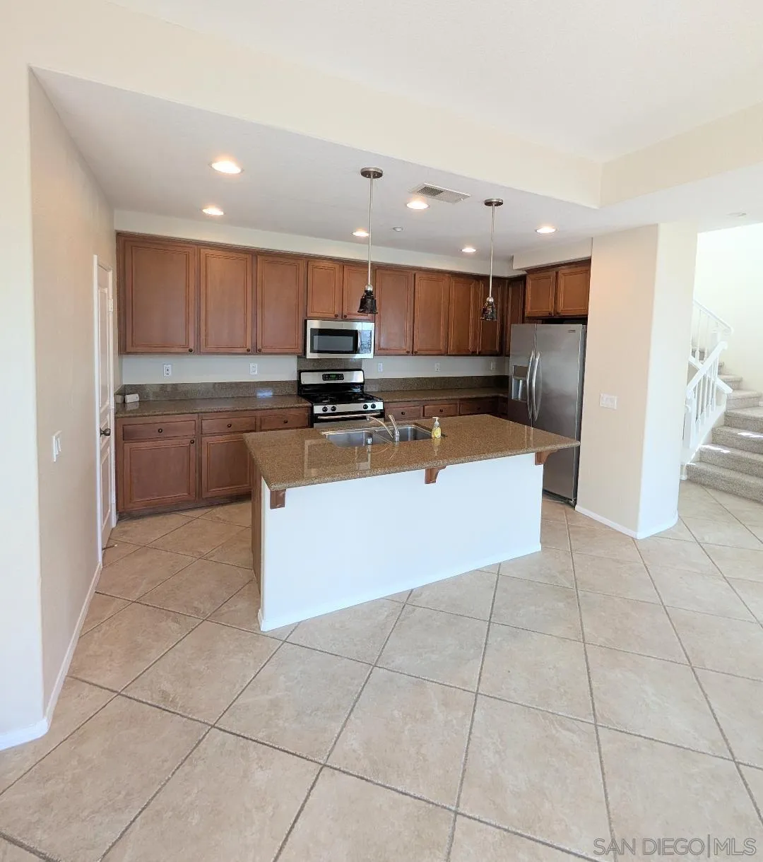 701 Hatfield