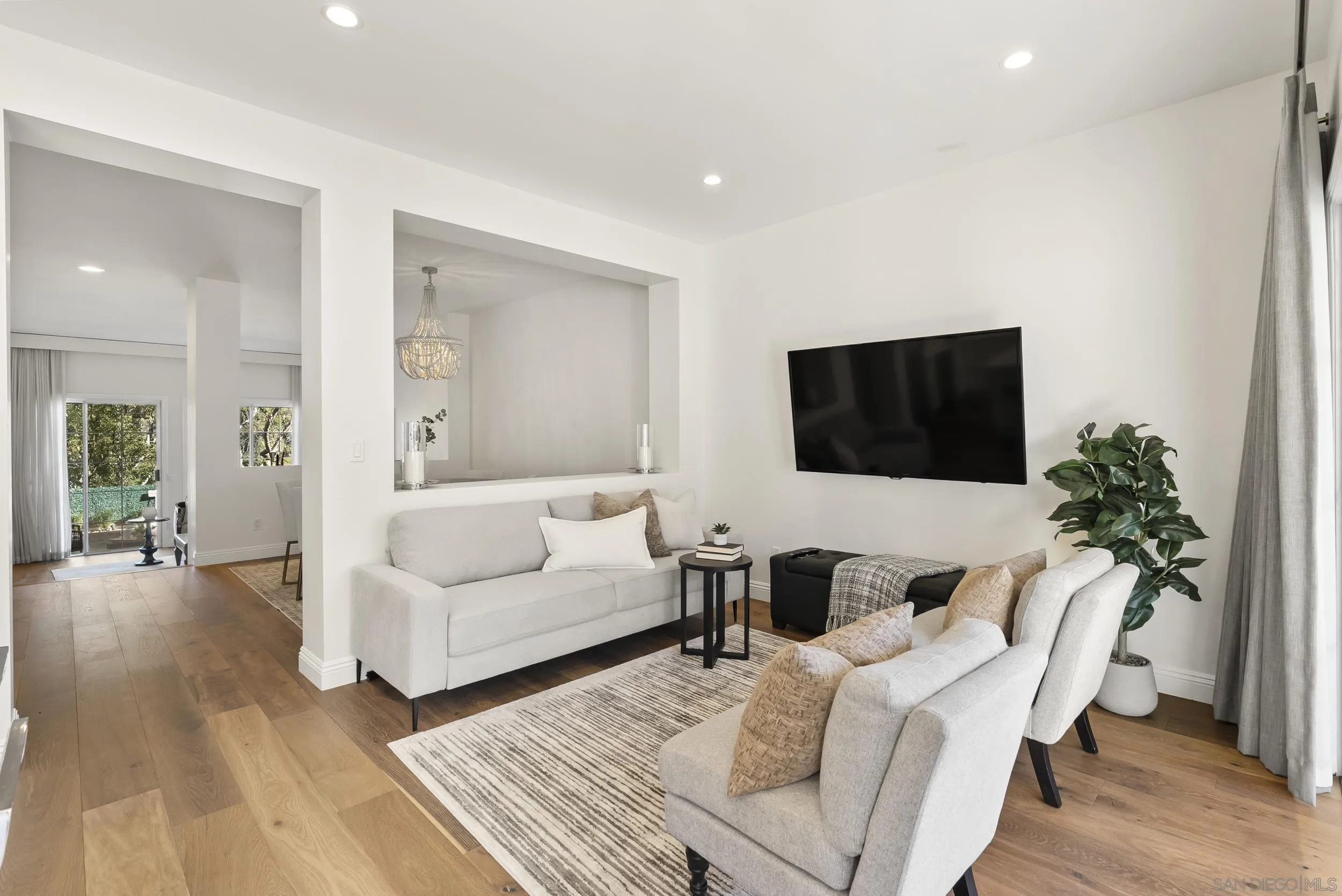 5143 Renaissance Ave Unit B