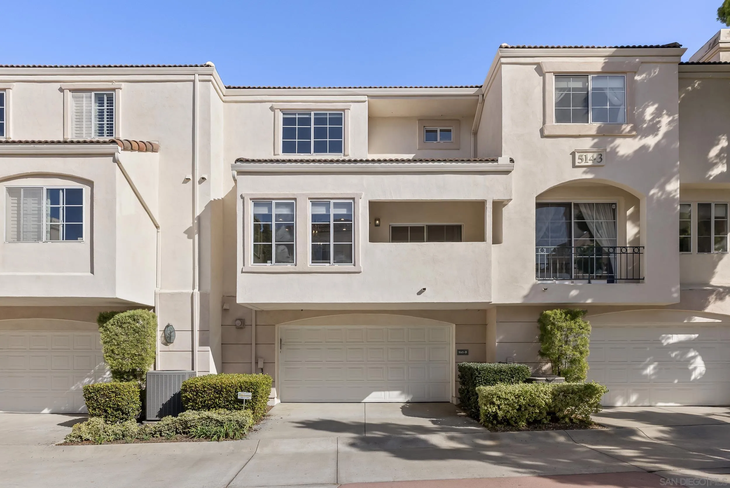 5143 Renaissance Ave Unit B