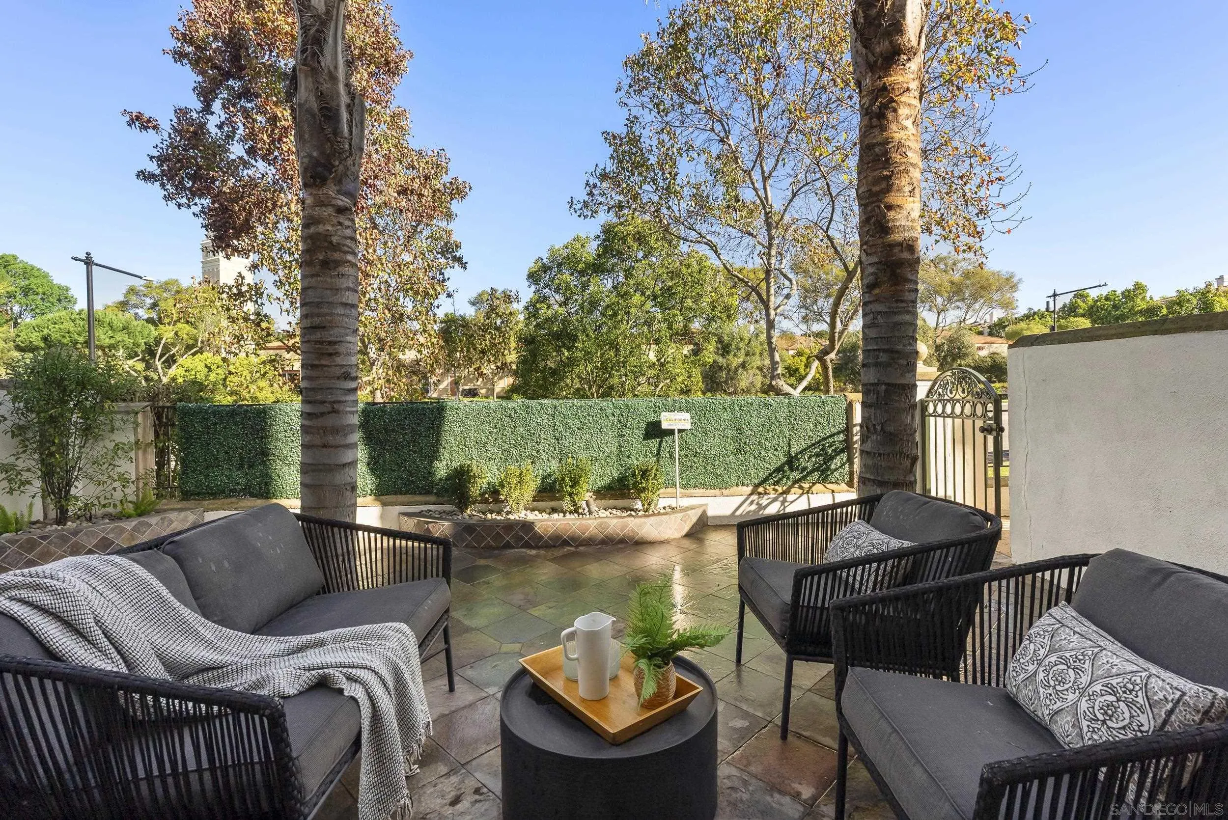 5143 Renaissance Ave Unit B