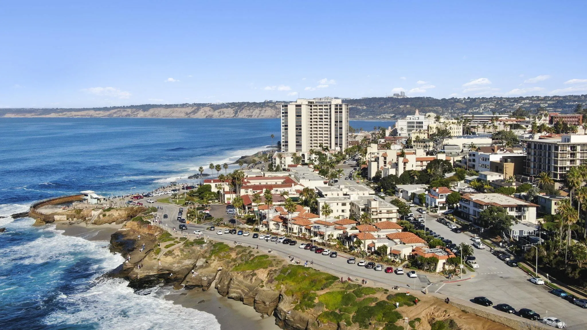 725 Coast Boulevard S