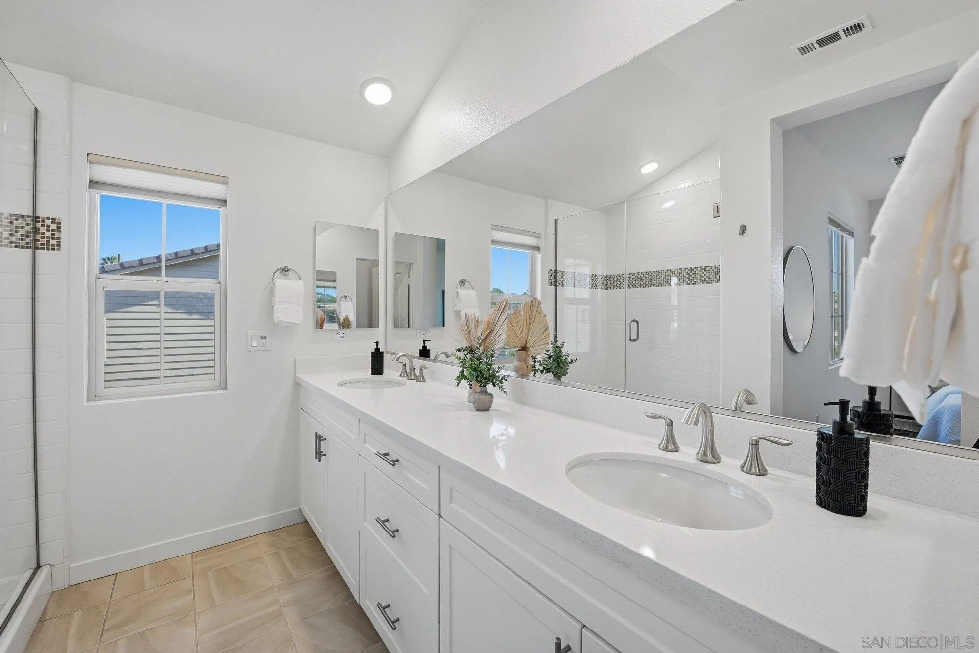4416 Palm Ave Unit 12