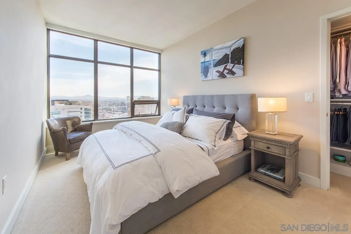 700 W W E St Unit 3504