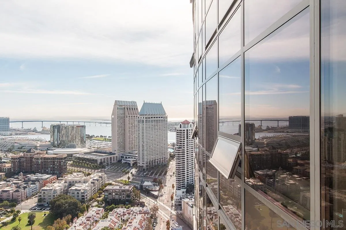 700 W W E St Unit 3504