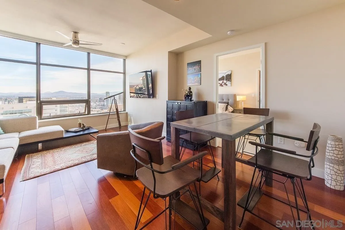 700 W W E St Unit 3504