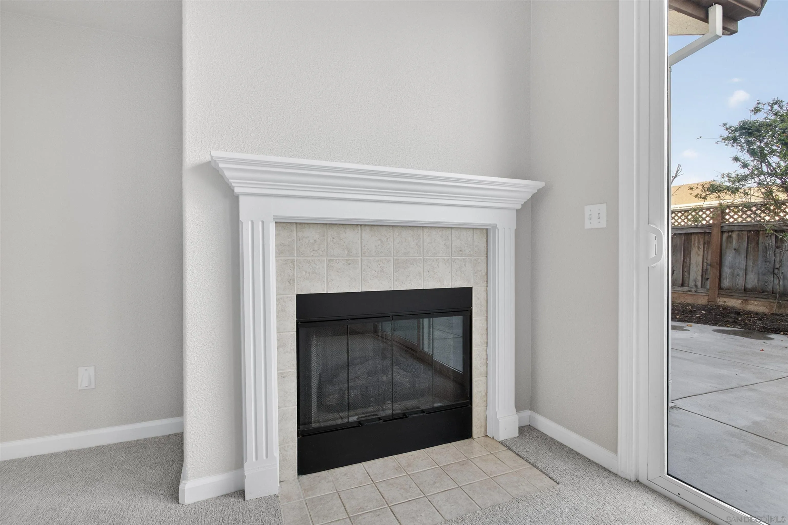 1218 Picadilly Lane