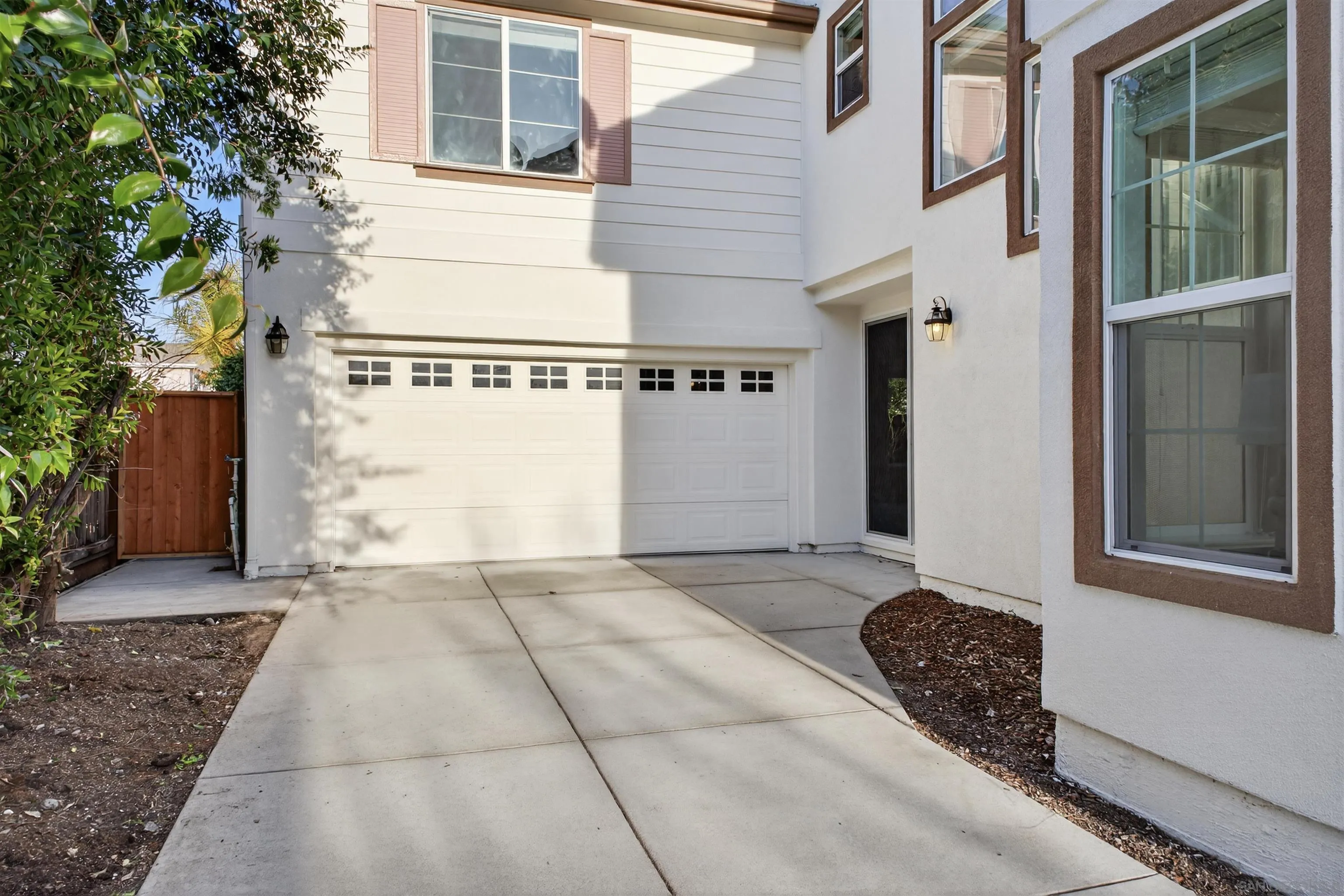 1218 Picadilly Lane