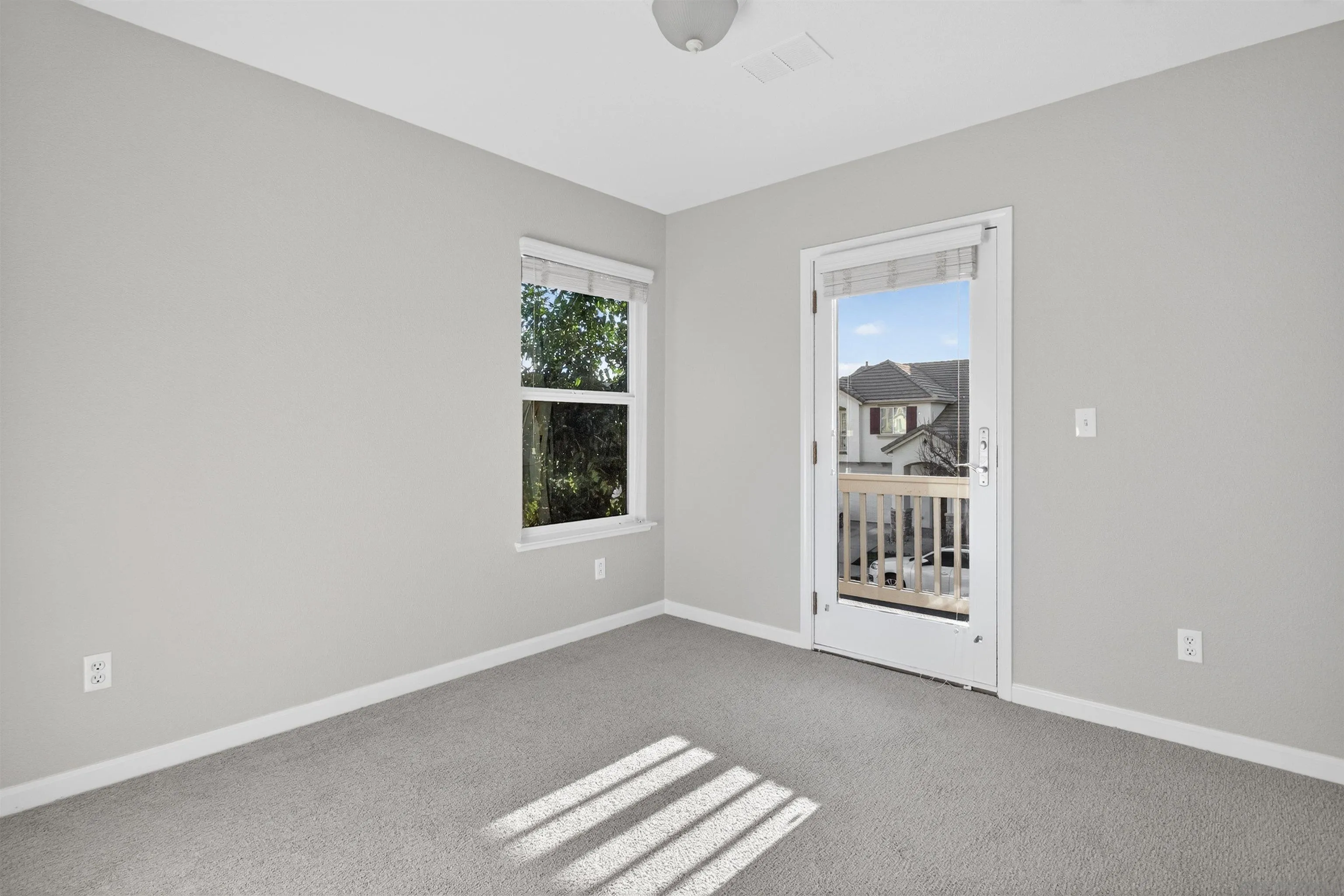 1218 Picadilly Lane