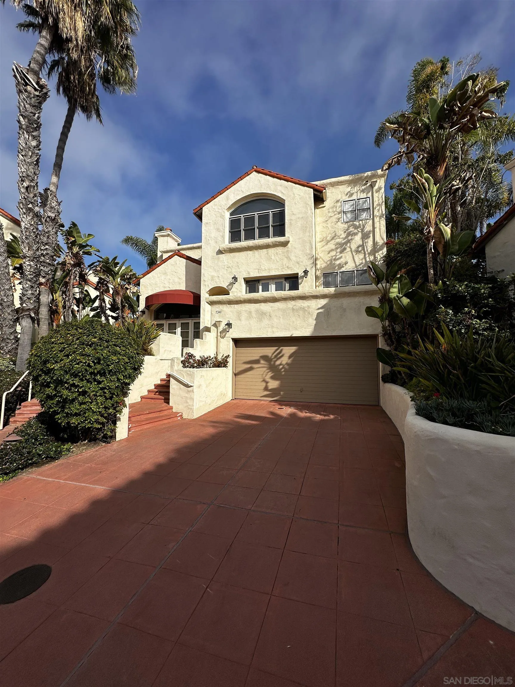 7341 Draper Ave