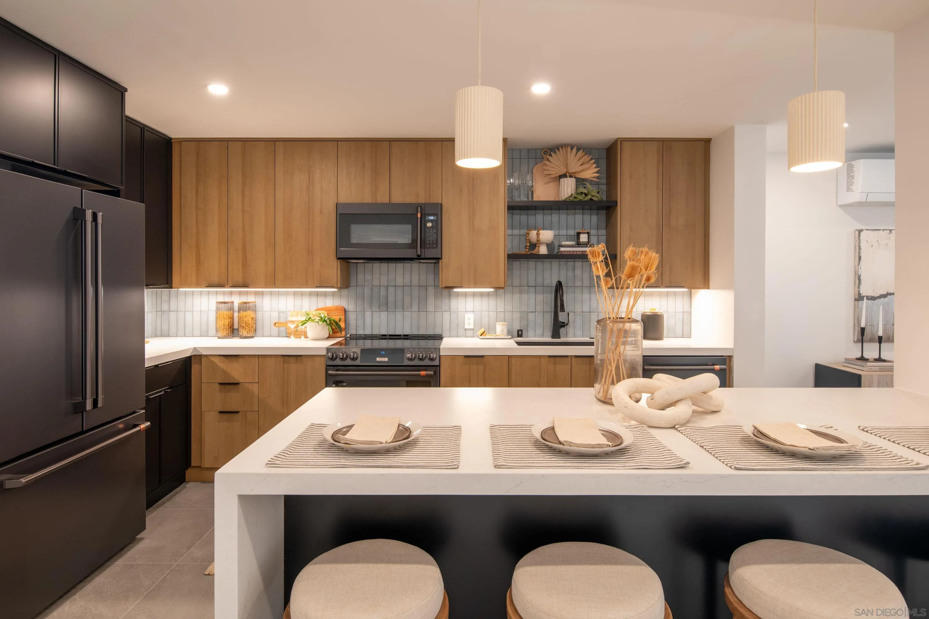 3940 Gresham St Unit 251