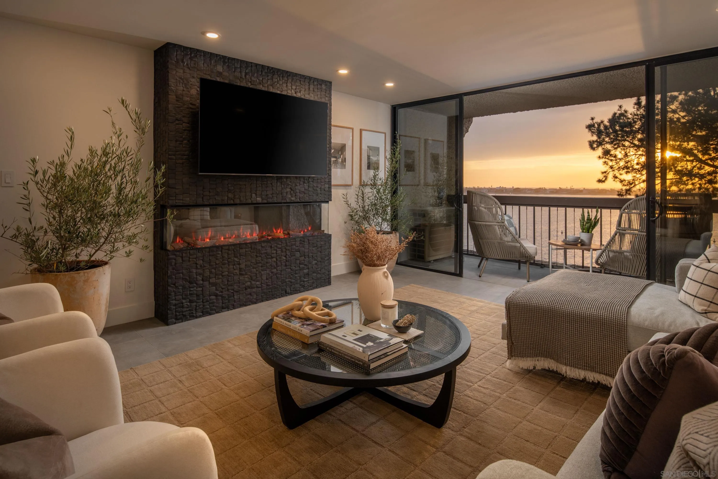 3940 Gresham St Unit 251