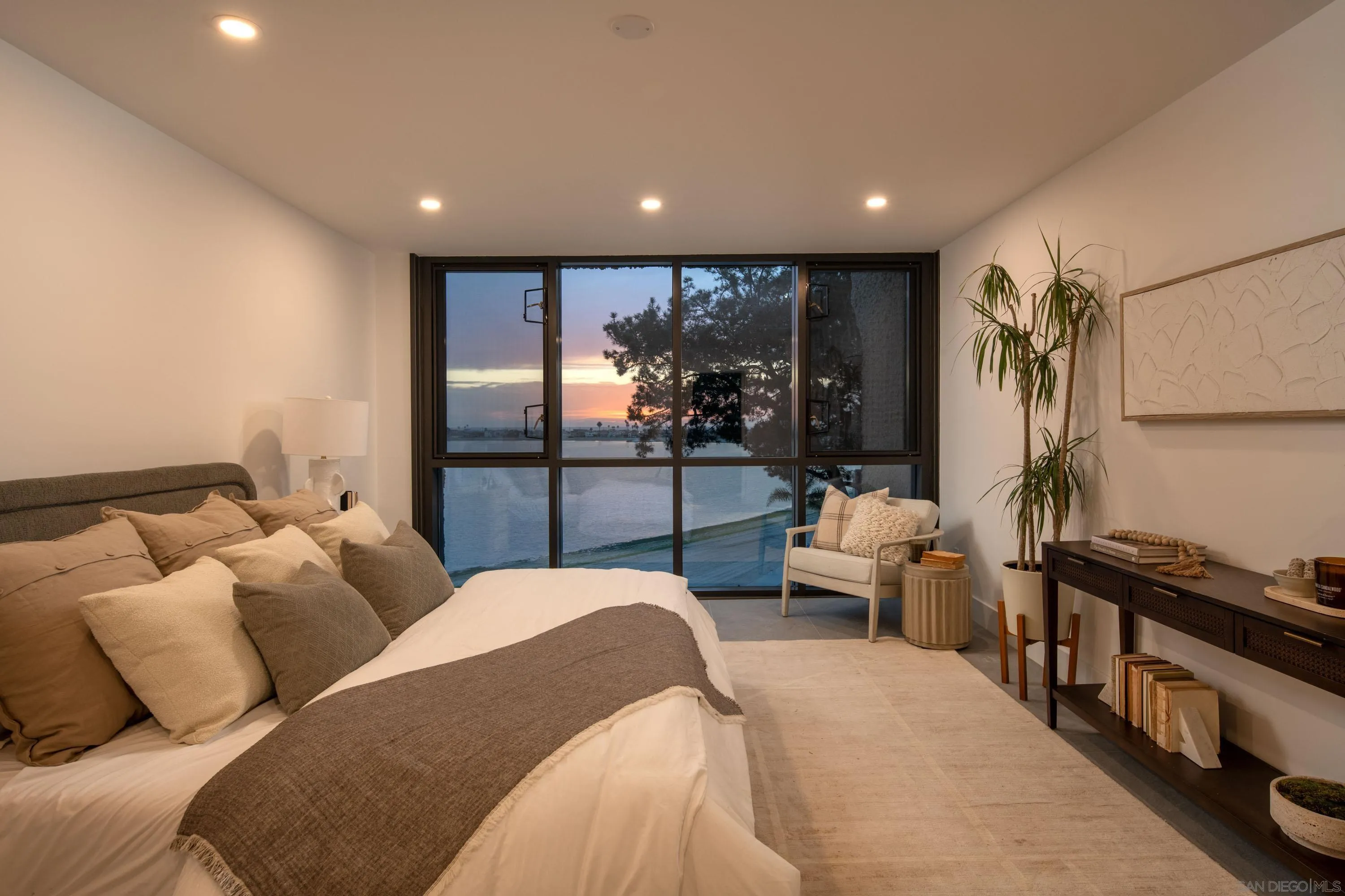 3940 Gresham St Unit 251