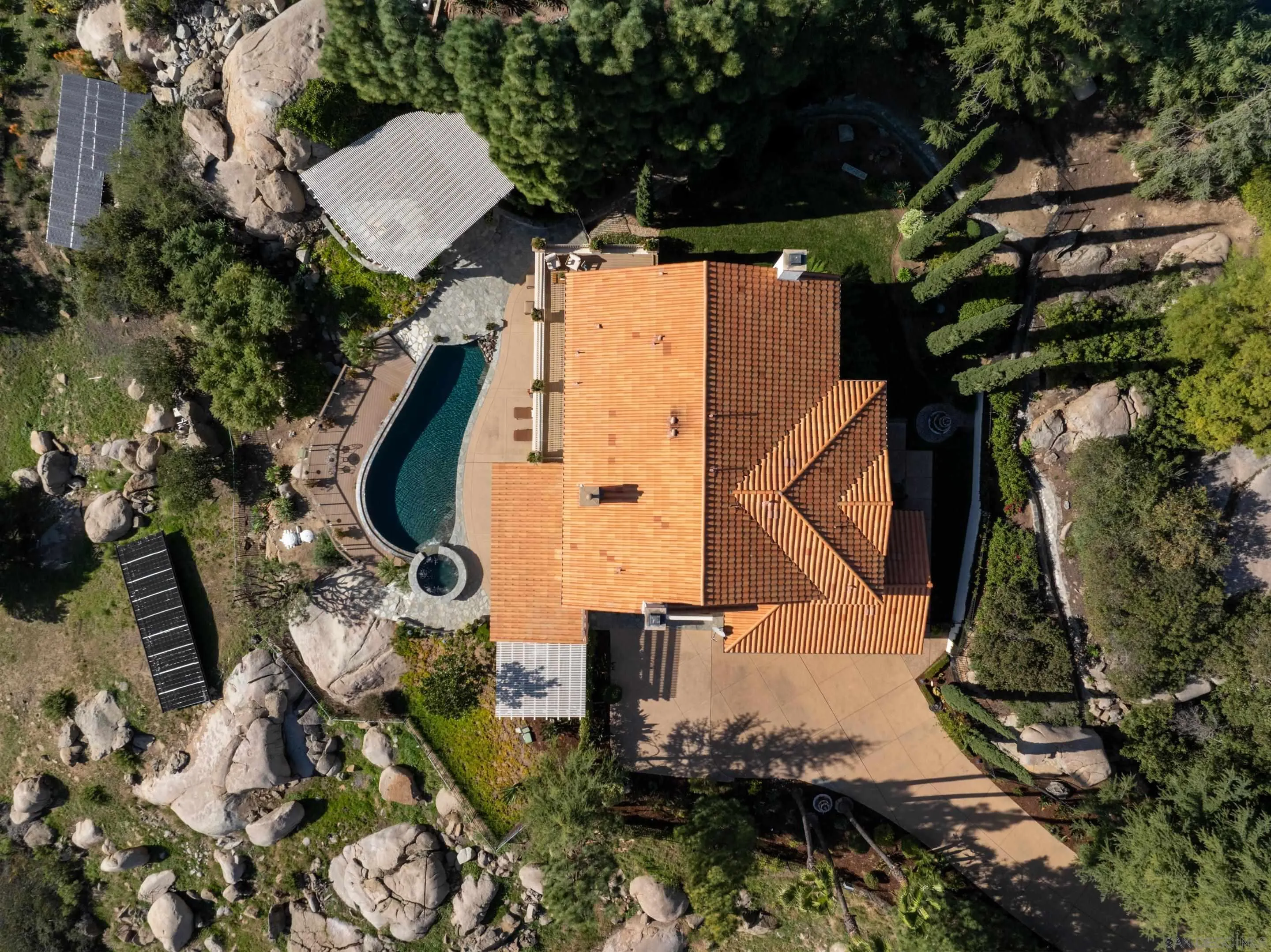 29166 Meadow Glen Way West