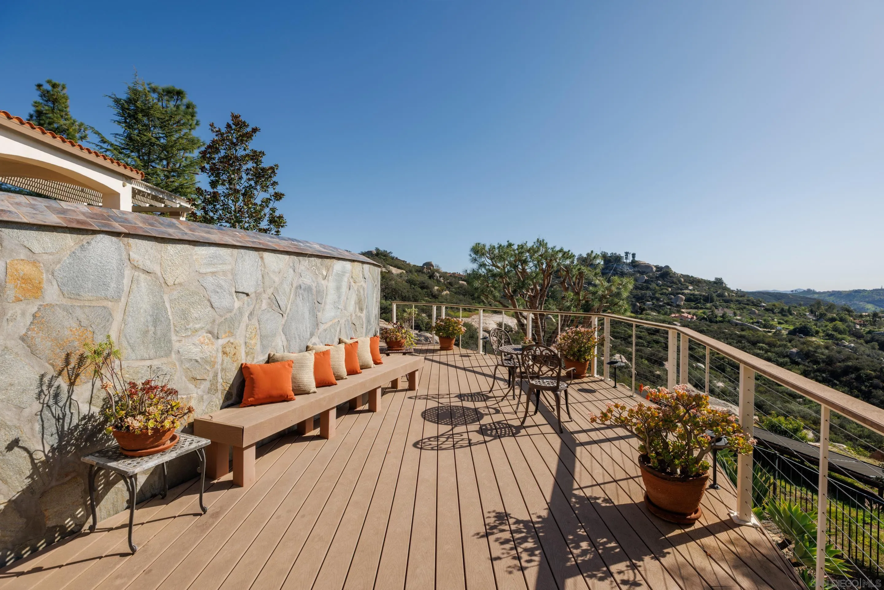 29166 Meadow Glen Way West