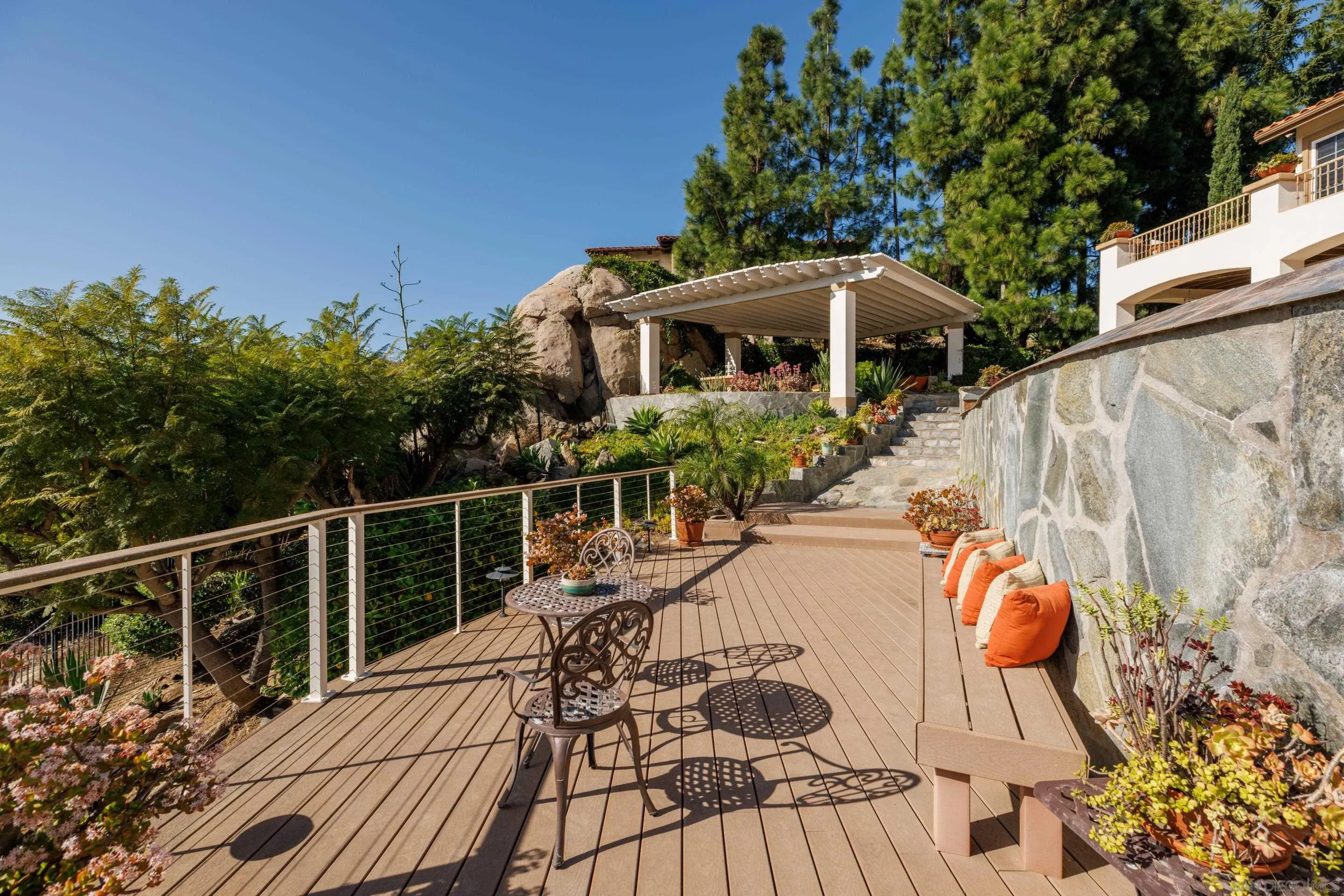 29166 Meadow Glen Way West