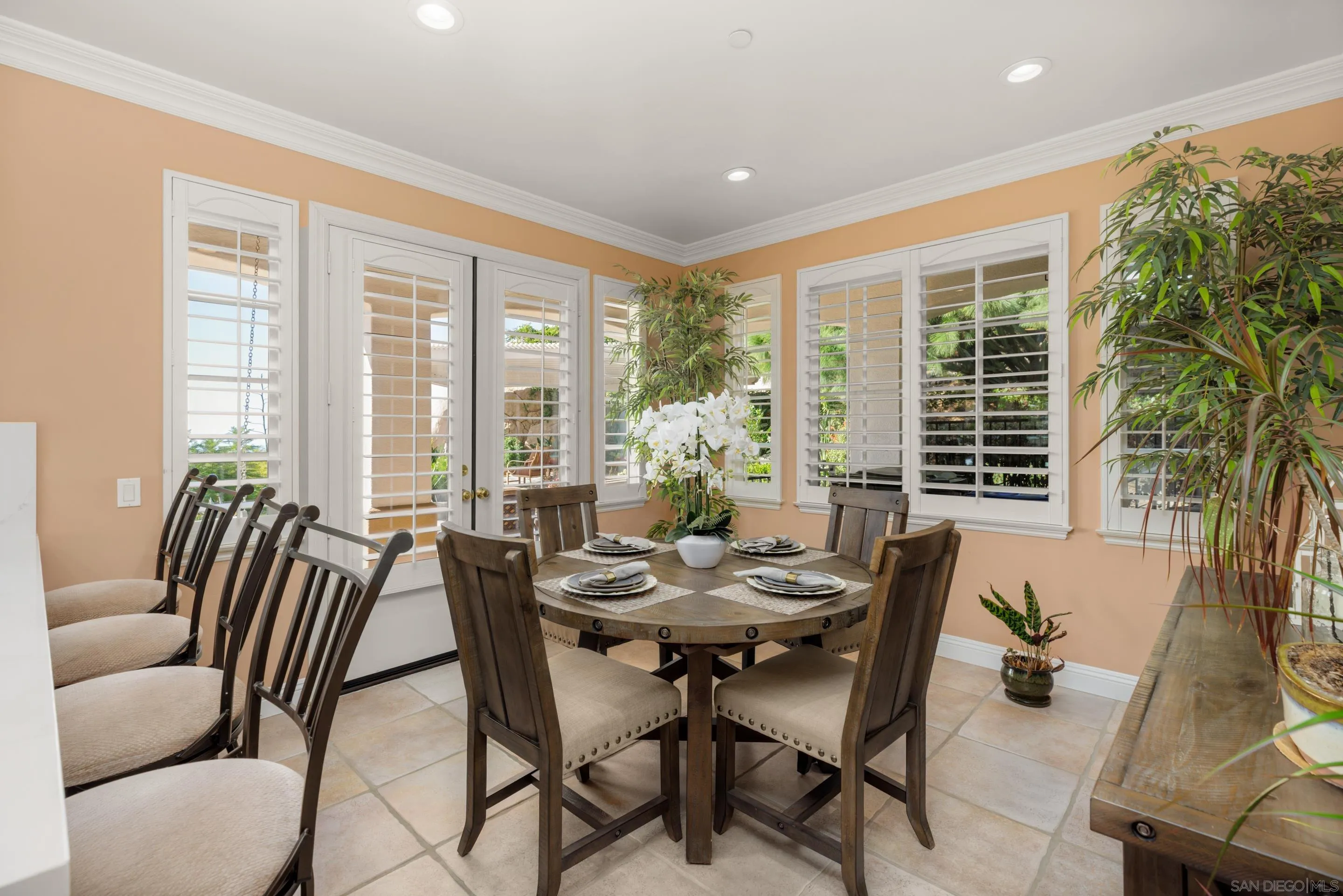 29166 Meadow Glen Way West