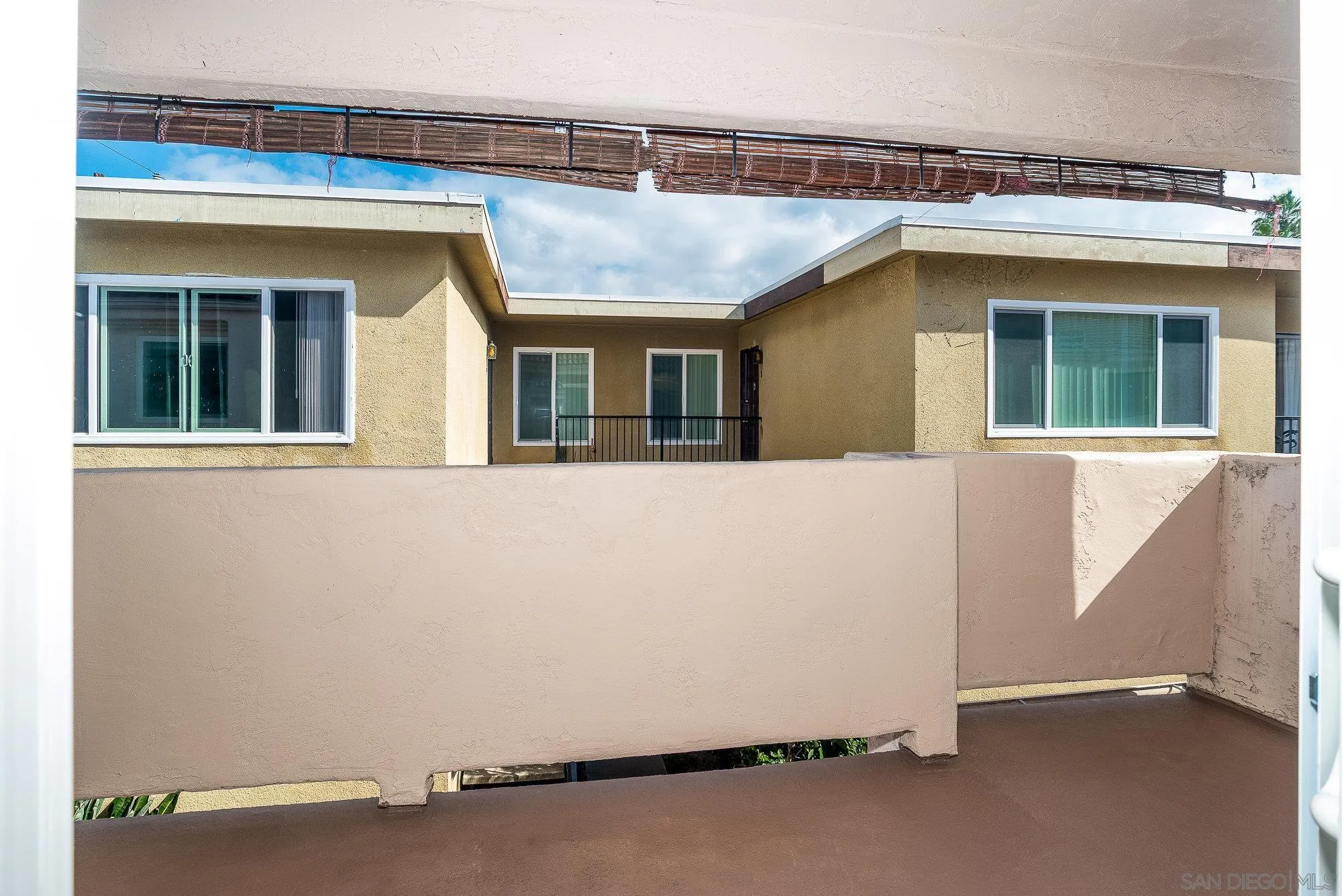 1548 Thomas Ave Unit 6