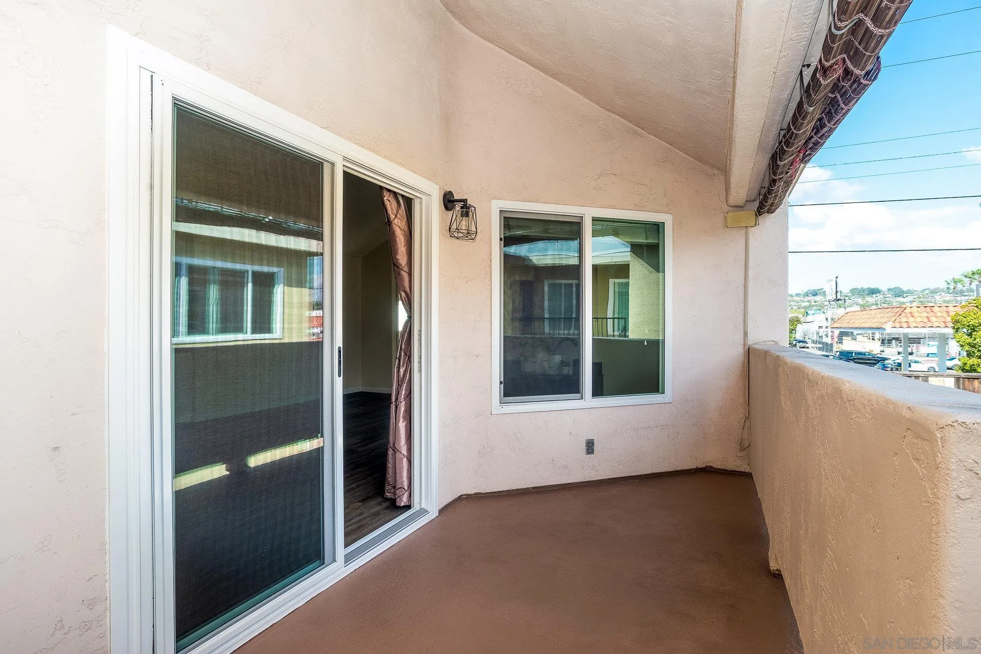 1548 Thomas Ave Unit 6