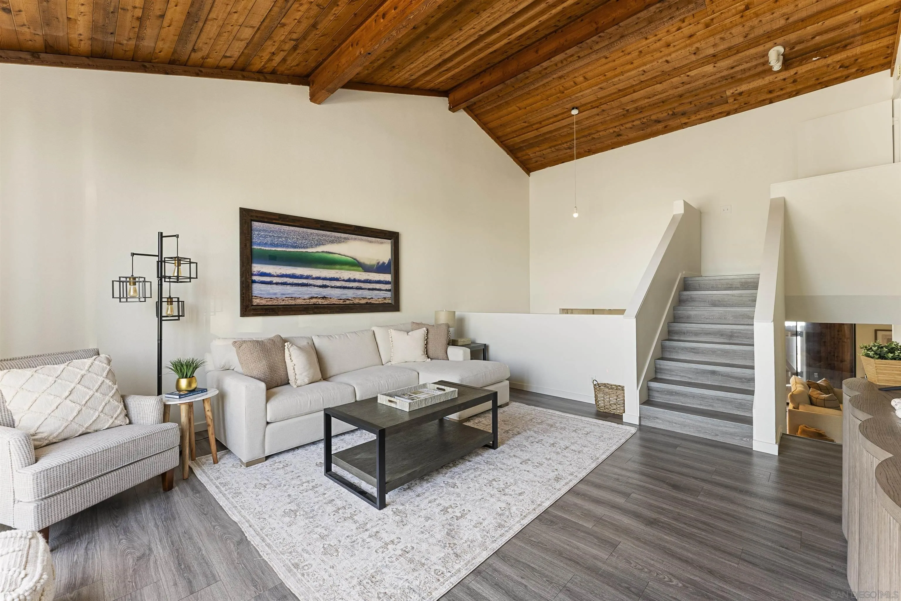 2435 Camino Del Mar