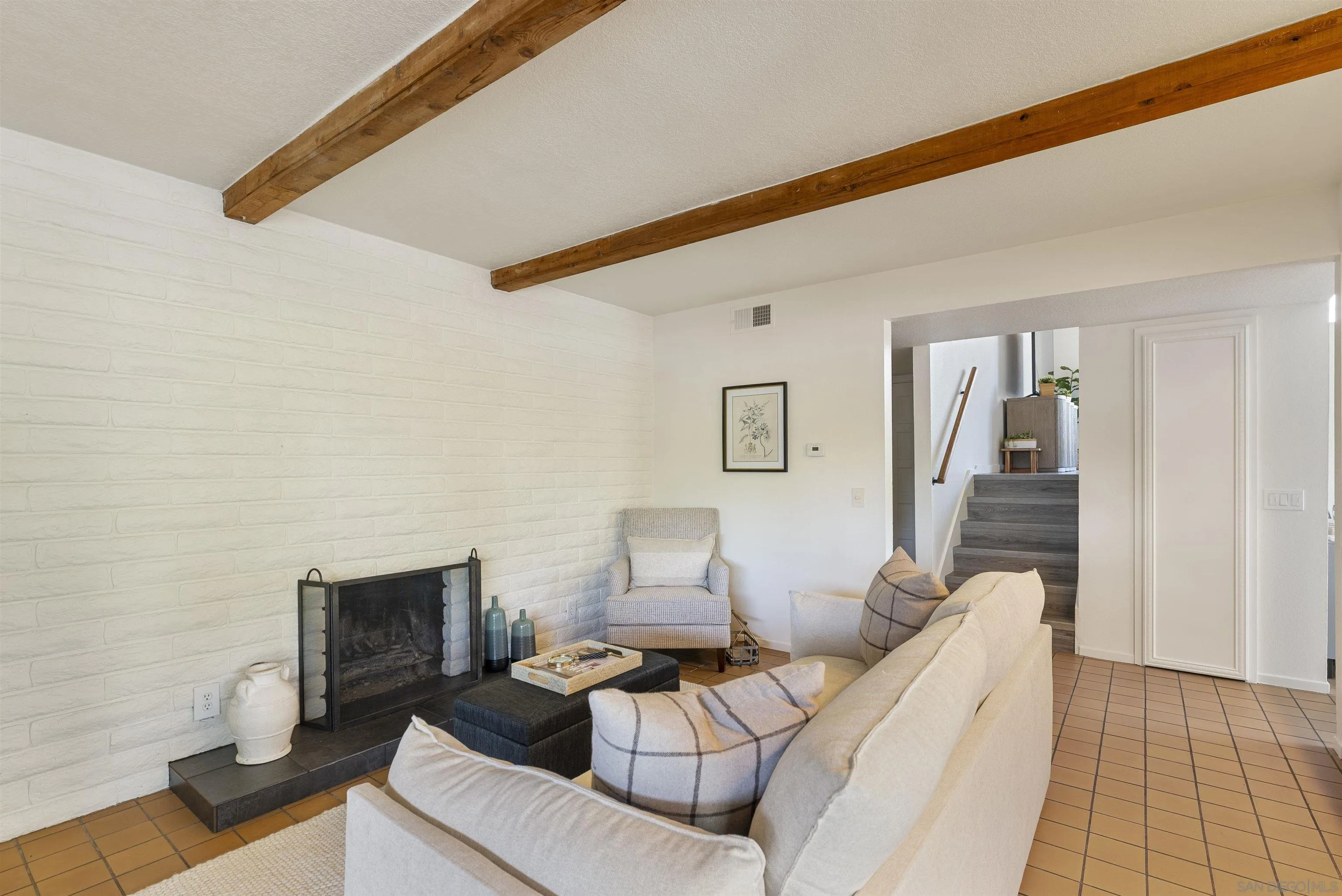 2435 Camino Del Mar