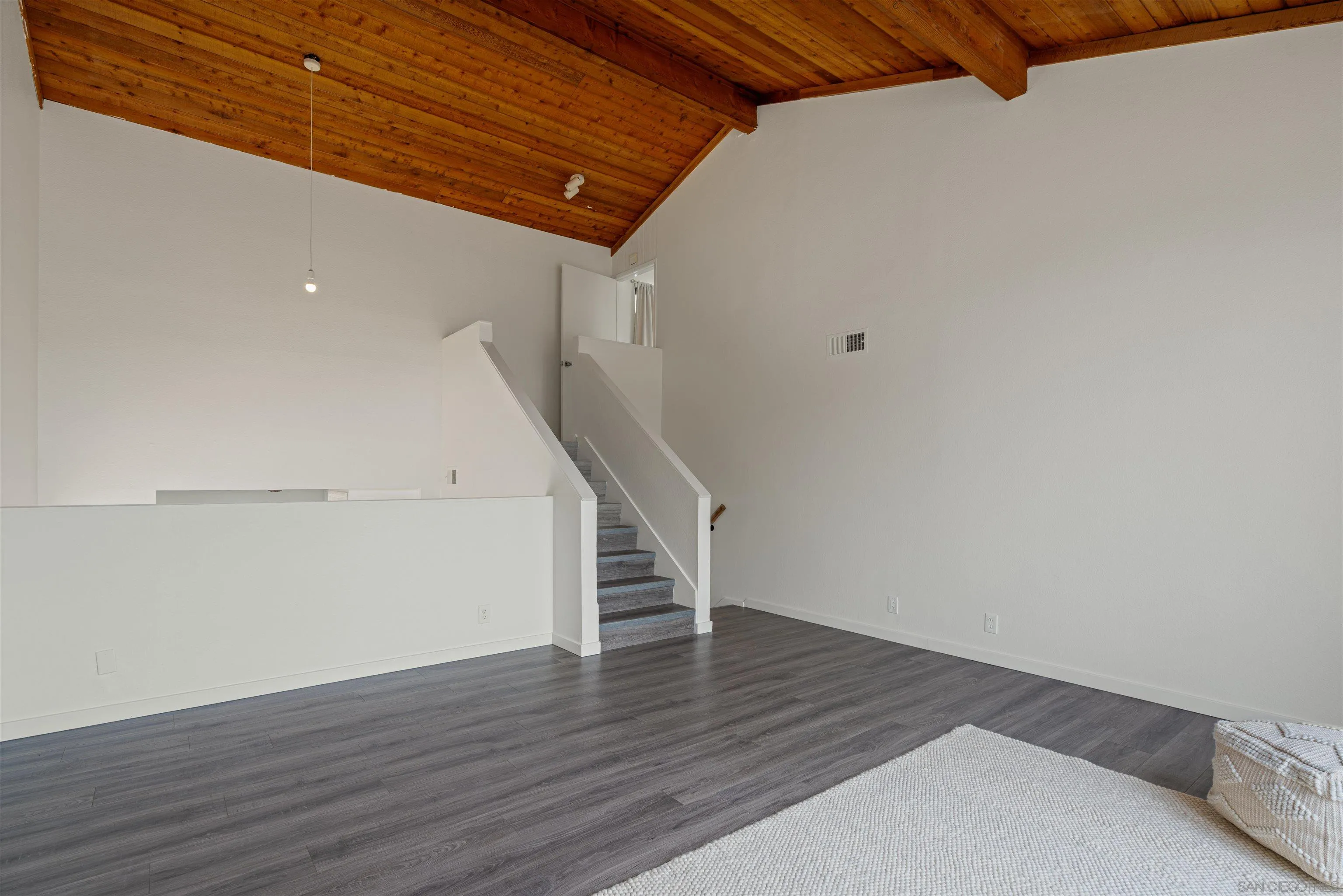 2435 Camino Del Mar