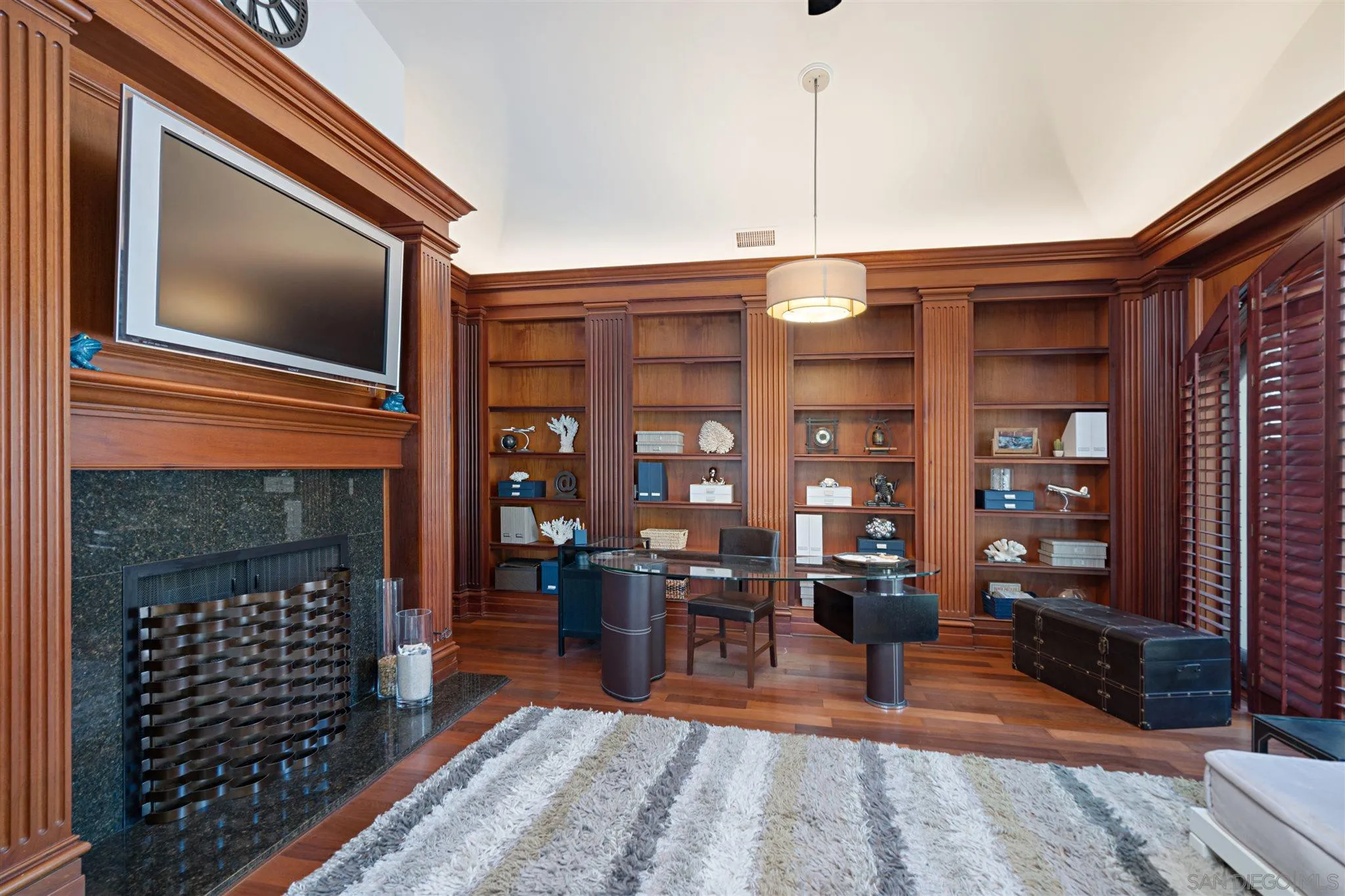 16210 Via Cazadero
