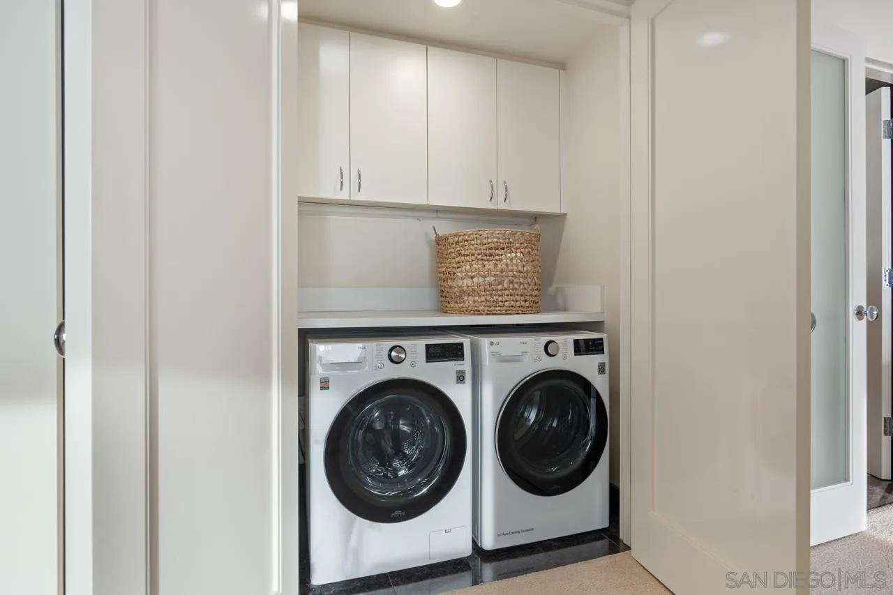 939 Coast Blvd Unit 15e