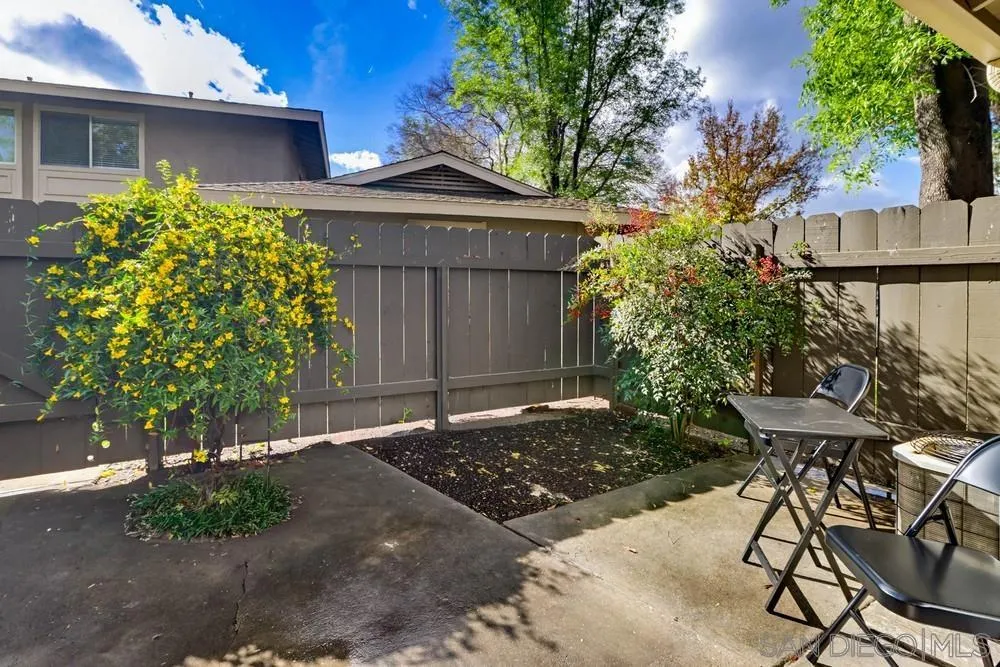 929 Amistad Ct Unit A