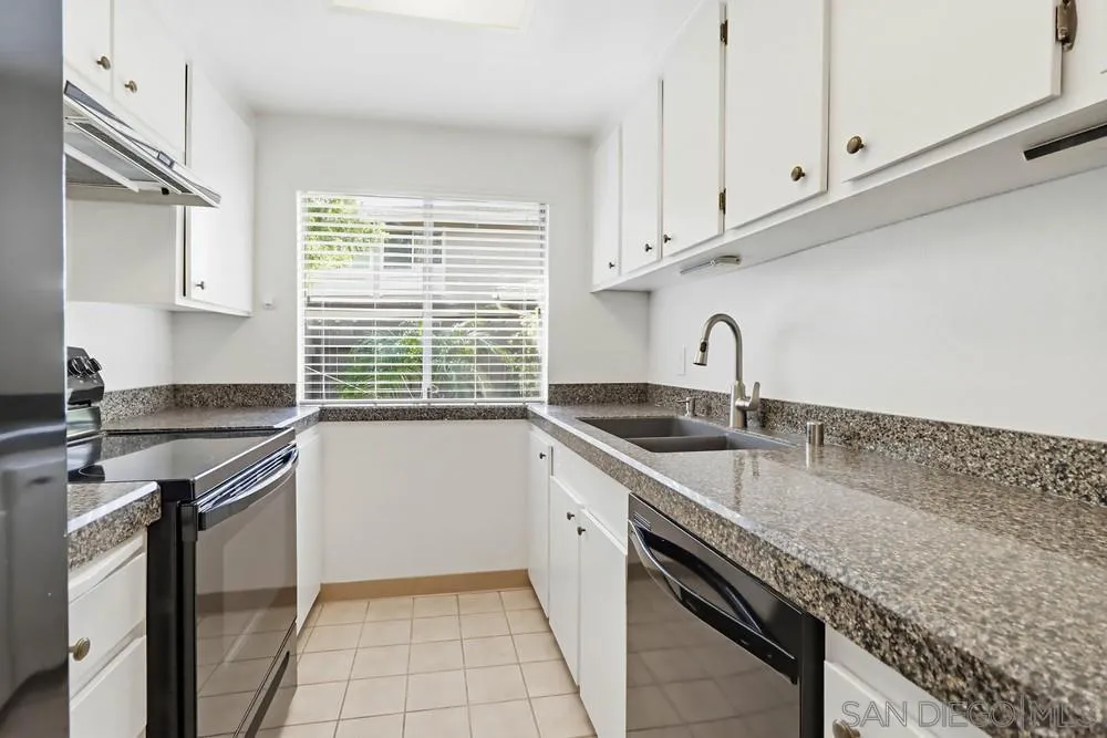 929 Amistad Ct Unit A