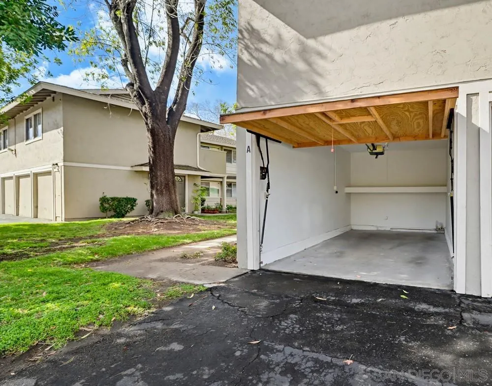 929 Amistad Ct Unit A