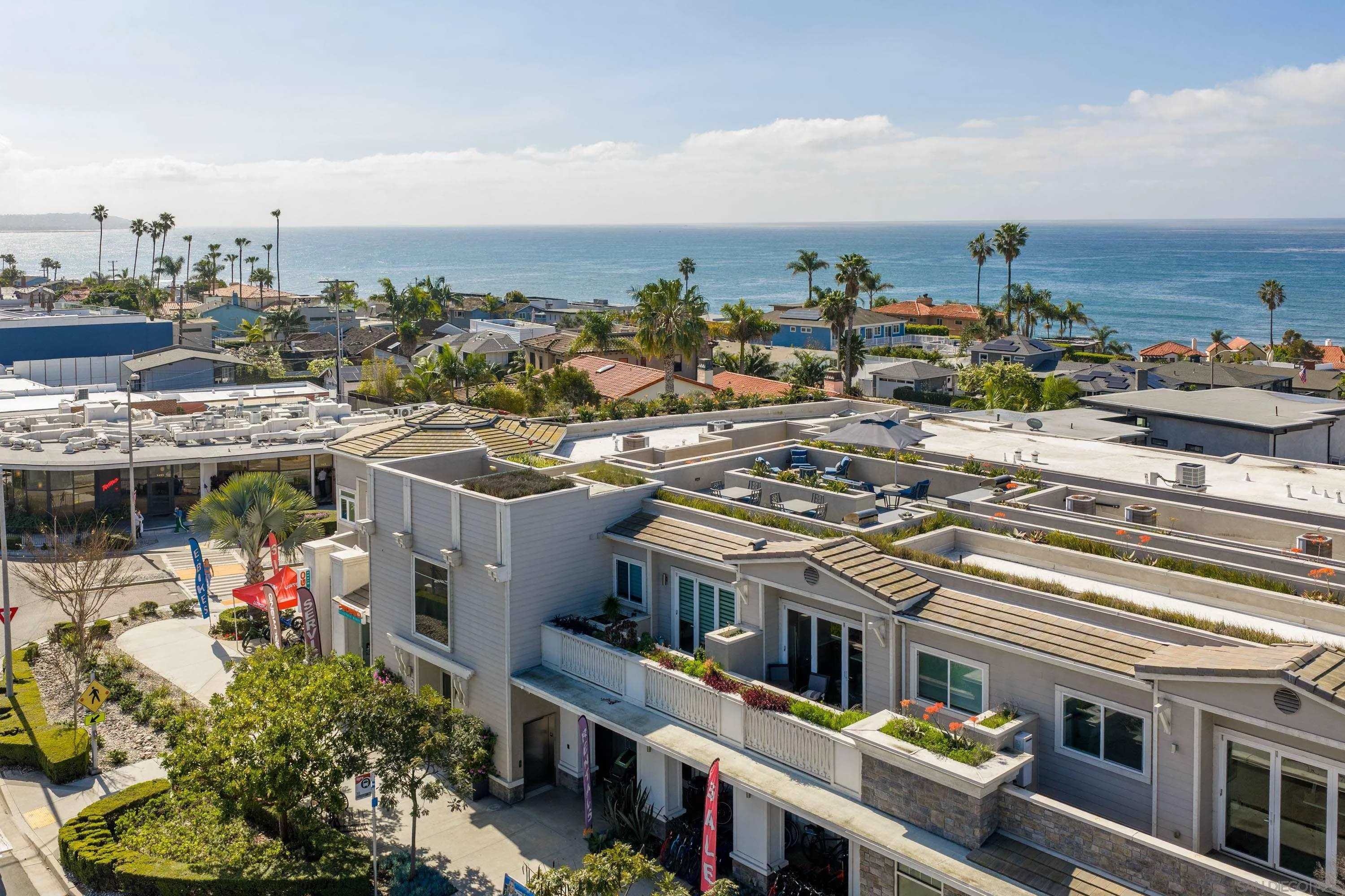 5702 La Jolla Blvd Unit: 209